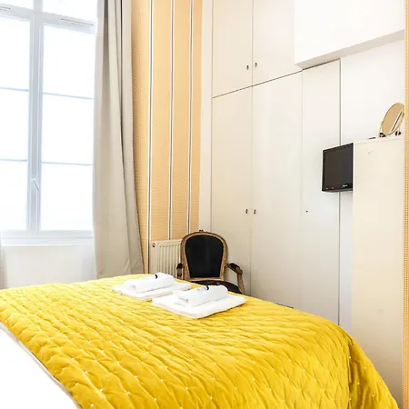Luxury Typical Parisian Flat - 6 Guests - 5 Min From Louvre Apartamento *