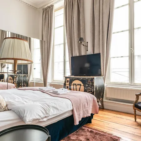 Luxury Typical Parisian Flat - 6 Guests - 5 Min From Louvre Apartamento