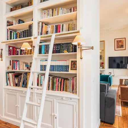 Luxury Typical Parisian Flat - 6 Guests - 5 Min From Louvre París