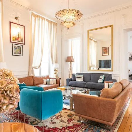 Luxury Typical Parisian Flat - 6 Guests - 5 Min From Louvre París