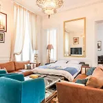 Luxury Typical Parisian Flat - 6 Guests - 5 Min From Louvre *