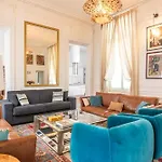 Luxury Typical Parisian Flat - 6 Guests - 5 Min From Louvre Париж