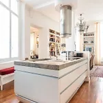 Luxury Typical Parisian Flat - 6 Guests - 5 Min From Louvre Appartement