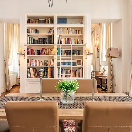 Luxury Typical Parisian Flat - 6 Guests - 5 Min From Louvre *