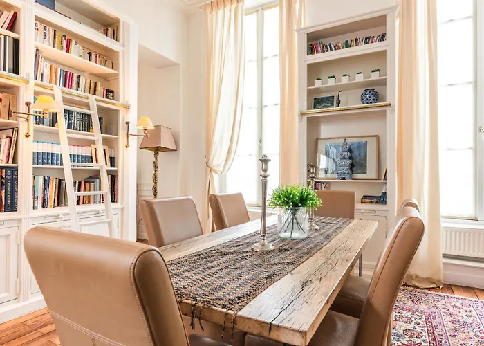 Luxury Typical Parisian Flat - 6 Guests - 5 Min From Louvre Paris