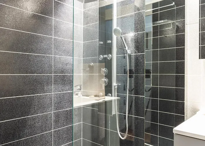 Luxury Typical Parisian Flat - 6 Guests - 5 Min From Louvre Apartment