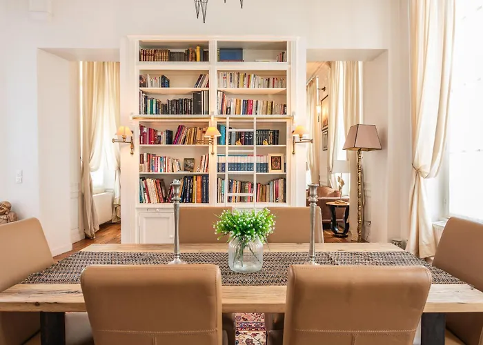 Luxury Typical Parisian Flat - 6 Guests - 5 Min From Louvre *
