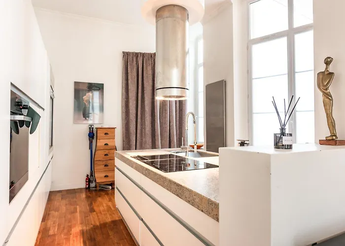 Luxury Typical Parisian Flat - 6 Guests - 5 Min From Louvre *